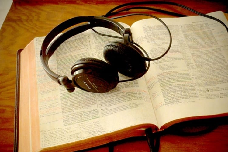 Biblia audio in limba romana